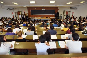 Esame di ammissione alla facoltà di medicina all'università statale di  Milano